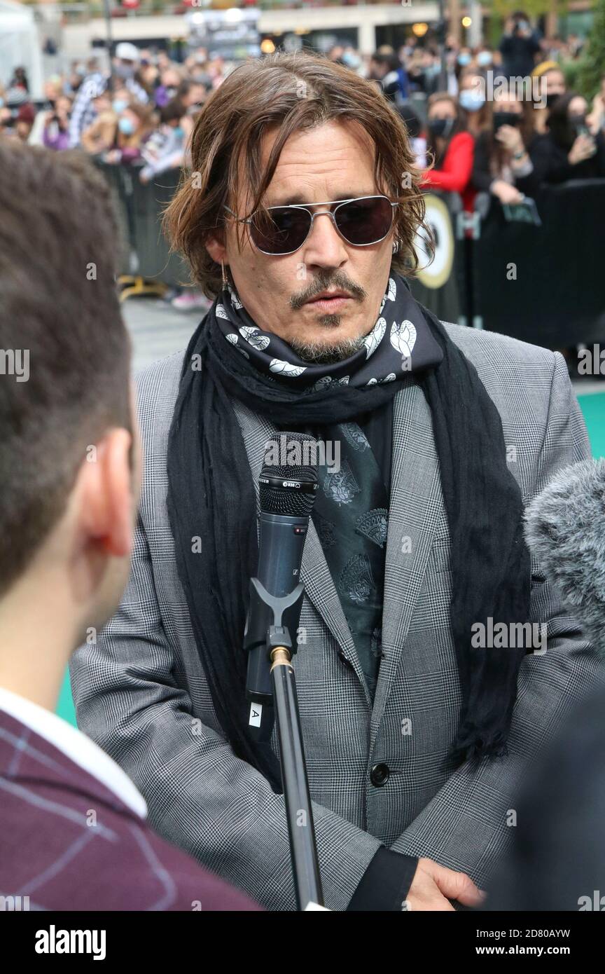 Johnny Depp partecipa al 'Crock of Gold: A pochi round con Shane McGowan' in anteprima durante il 16° Festival del Cinema di Zurigo a Kino corso il 02 ottobre 2020 a Zurigo, Svizzera. Foto Stock