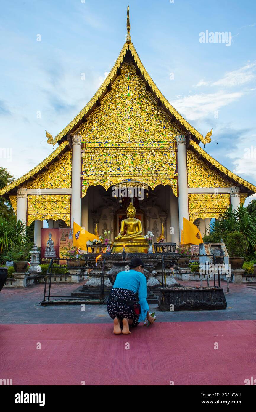 Cappelle intorno al Wat Chedi Luang, Chiang Mai, Thailandia Foto Stock