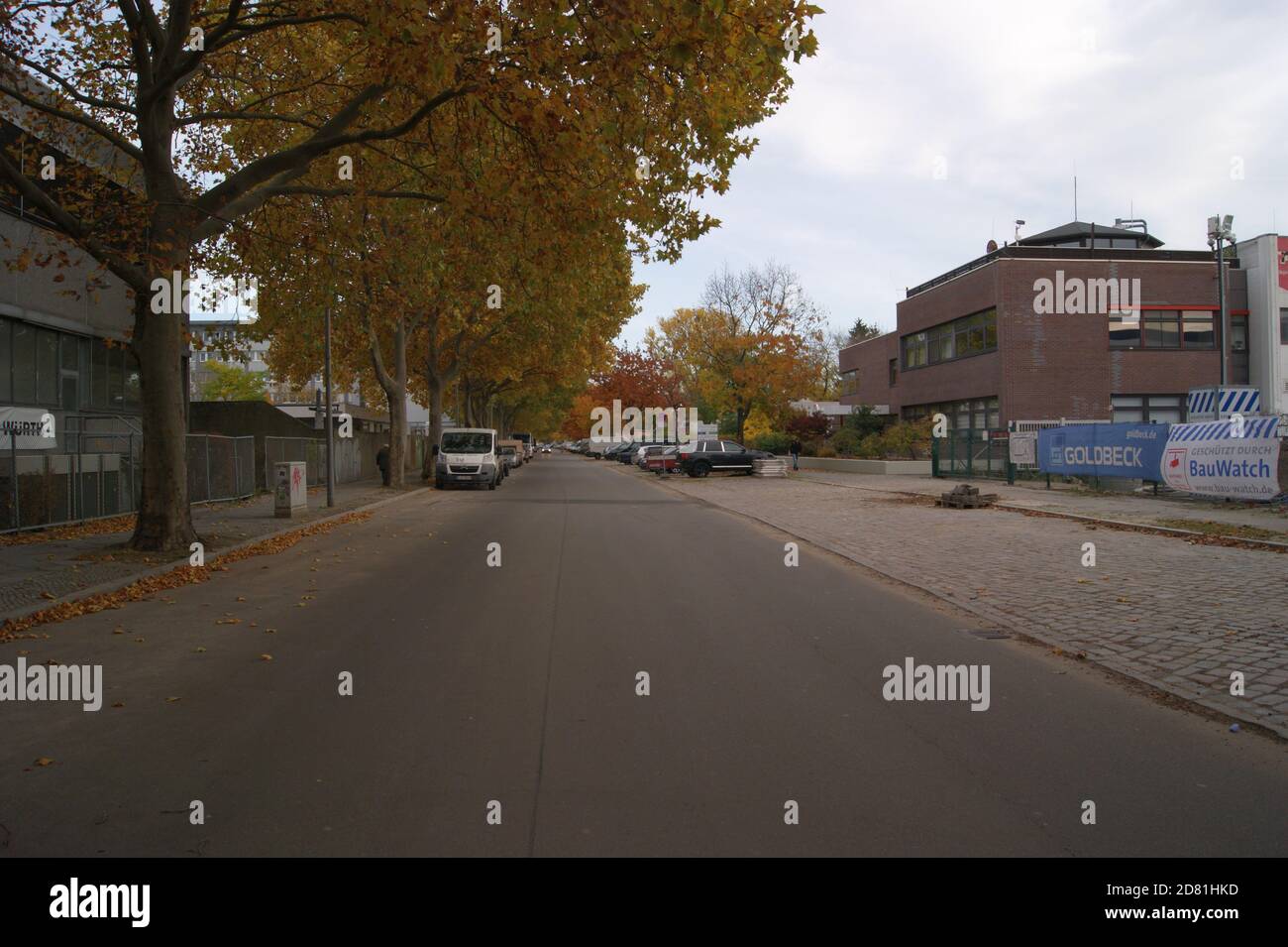 Altonaer Straße a Berlino-Spandau, Blickrichtung Ost, zwischen Päwesiner Weg und Grünhofer Weg. Foto Stock