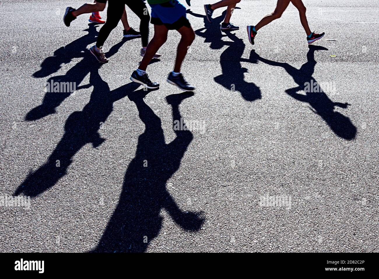 I corridori maratona che corrono nella Maratona di NYC Foto Stock