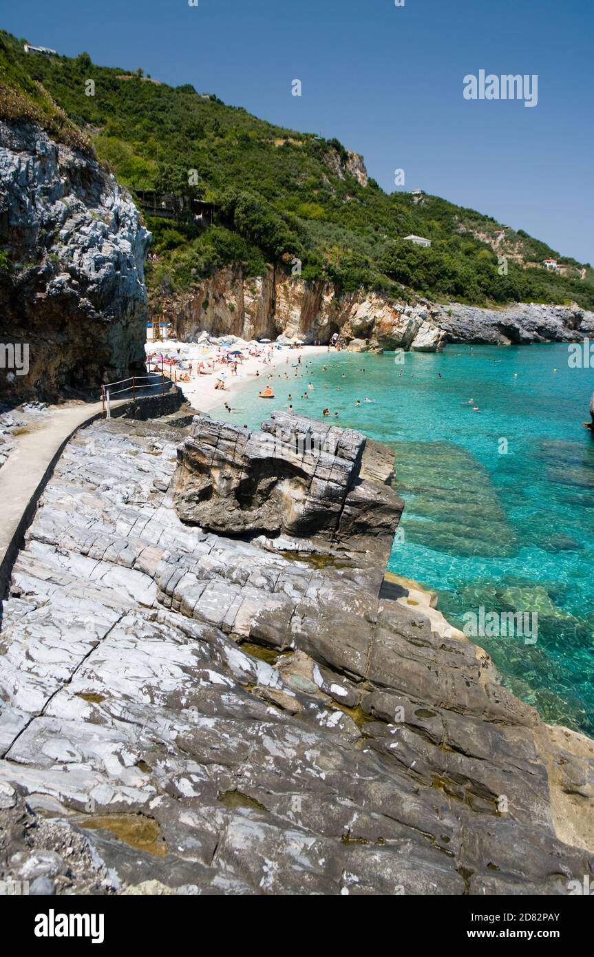 spiaggia di Mylopotamos - Tsagarada - una delle più belle spiagge di Pelio, Grecia Foto Stock