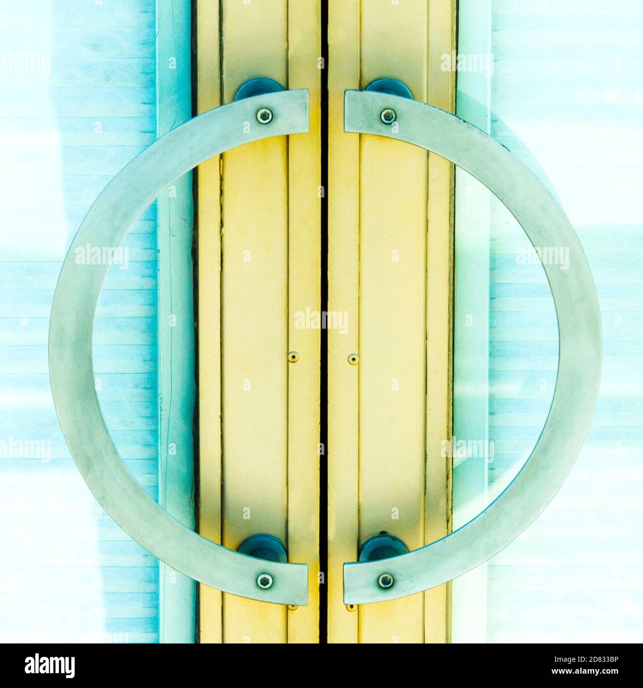 Arizona state University, Gammage Auditorium, maniglie esterne circolari delle porte Foto Stock