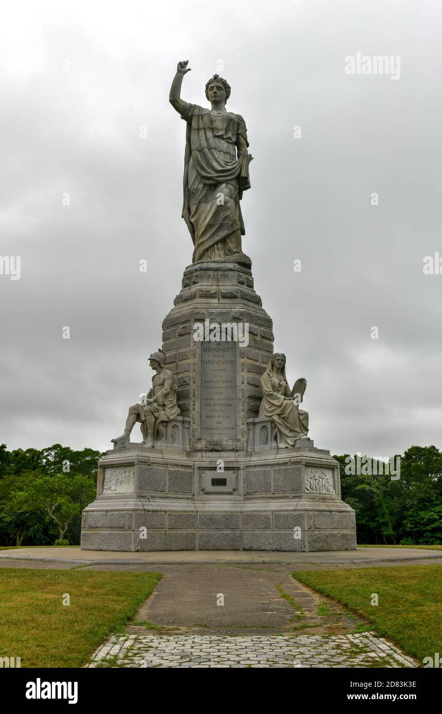 Monumento nazionale agli antenati di Plymouth, Massachusetts, eretto dalla Pilgrim Society nel 1889 Foto Stock