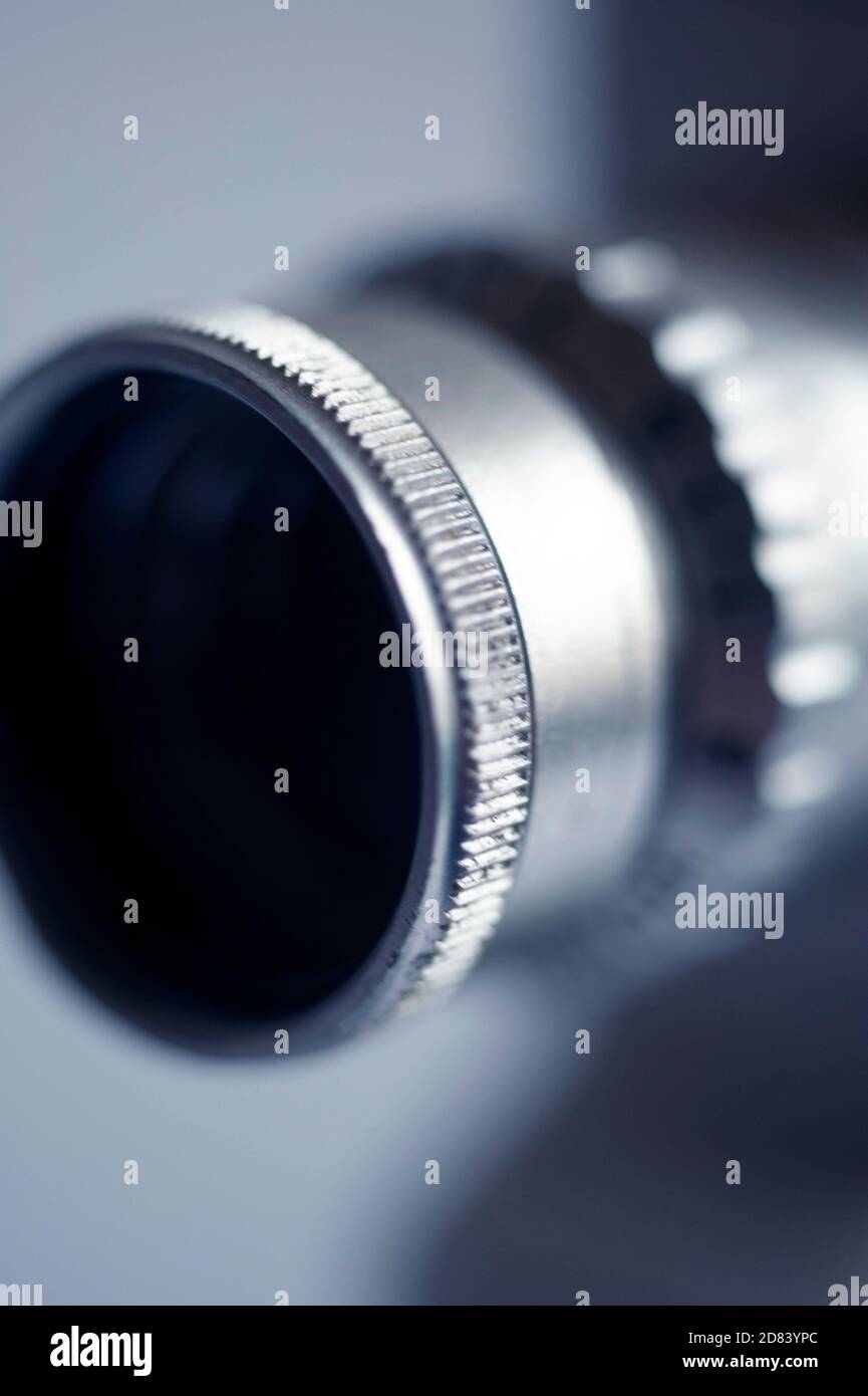 Obiettivo su telecamera Cine a clockwork Agfa-Gevaert Carena SA / 1960's / Obiettivo con innesto a C Som Berthiot Cinor 2,8/50mm Foto Stock