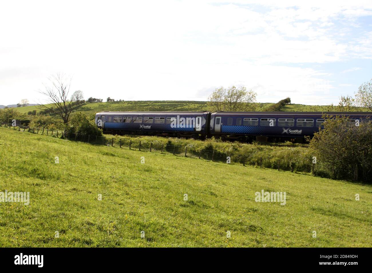 Treno trasporto passeggeri Strathcylde. Da Ayr a Maybole Ayrshire, Scozia, Gran Bretagna treno passeggeri Scotrail Foto Stock