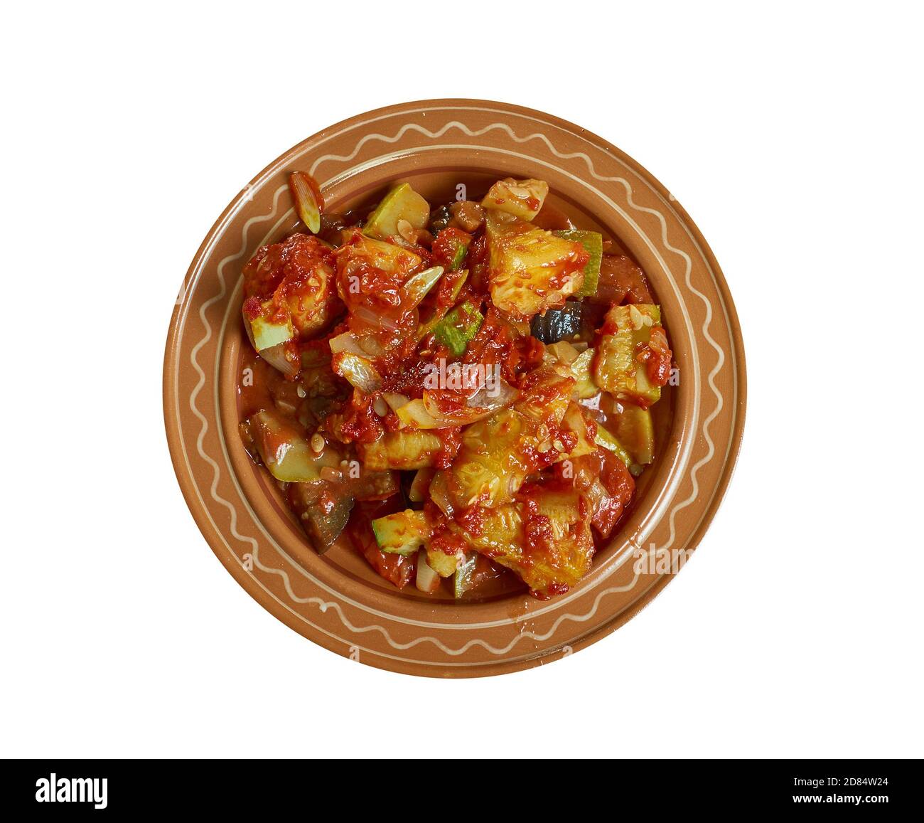 Sataras - stufato di verdure croato fatto con una combinazione di pomodori, peperoni, cipolle, aglio e prezzemolo. Foto Stock