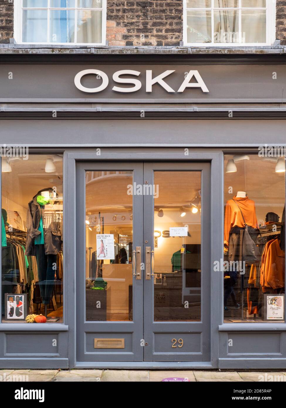 Il negozio di abbigliamento OSKA a Green Street Cambridge UK Foto stock -  Alamy
