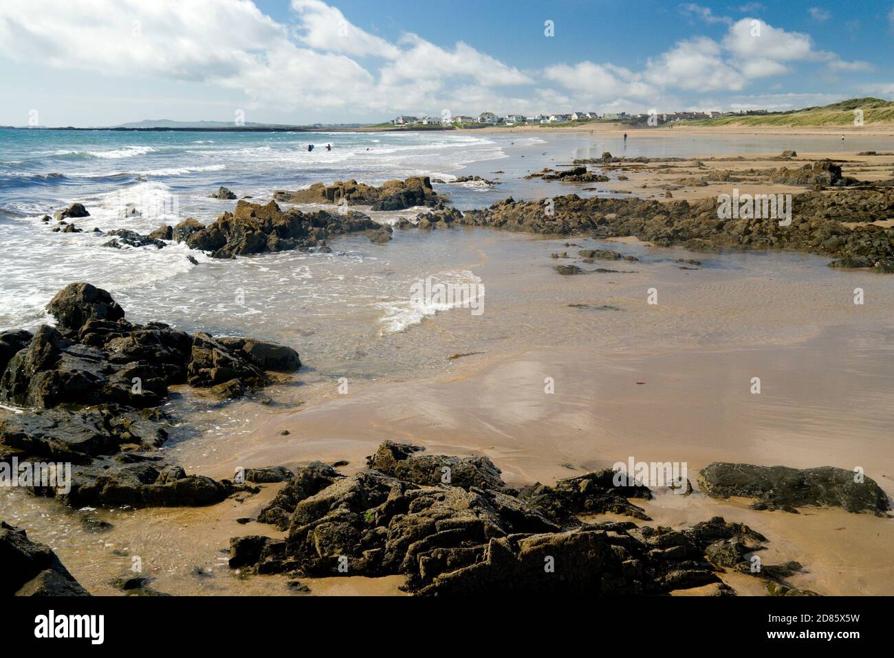 Spiaggia Porth Tyn Tywyn, Traeth Llydan vicino a Rhoseigr, Anglesey, Galles del Nord. Foto Stock