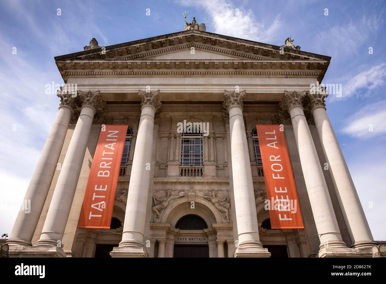 Regno Unito, Londra, Millbank, galleria d'arte Tate Britain, portico d'ingresso Foto Stock