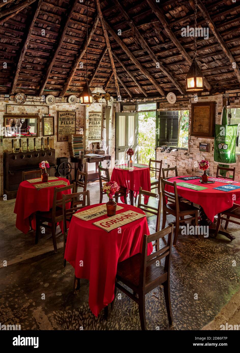 Greenwood Great House Pub, interno, parrocchia di San Giacomo, Giamaica Foto Stock
