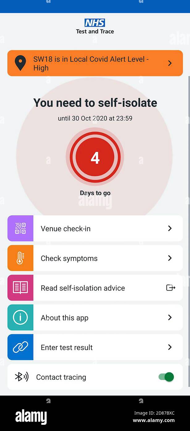 Messaggio "You need to isolate" sull'app NHS Covid Alert Lavel, Greater London, England, United Kingdom Foto Stock
