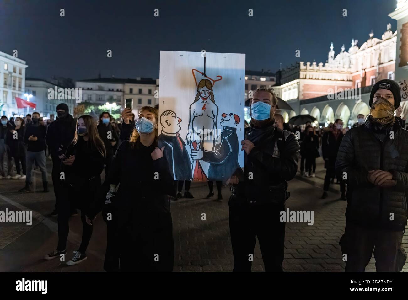Cracovia, Polonia - 24 ottobre 2020: I polacchi protestano a livello nazionale contro un nuovo divieto quasi completo dell'aborto. Foto Stock