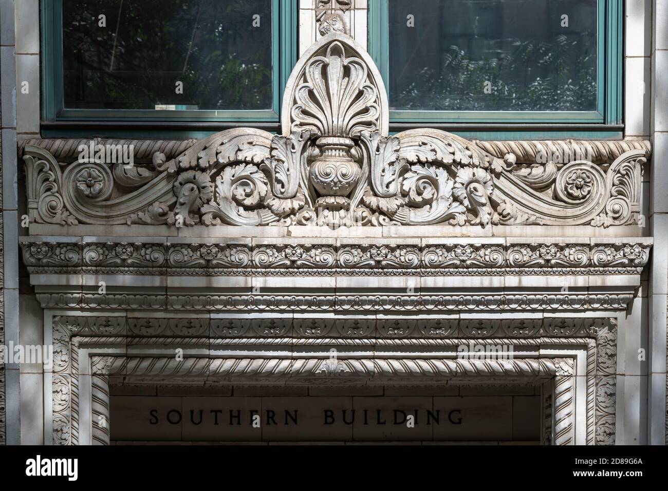 Il portico ornato di Daniel Burnham's Beaux Arts Southern Building Al 805 15th Street NW a Washington DC Foto Stock