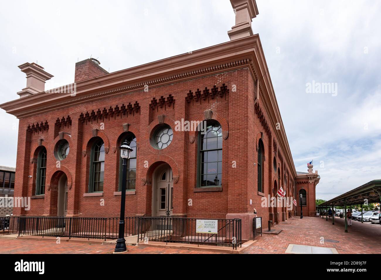 South Hall of Eastern Market sulla Seventh St se, Washington. Uno dei tre mercati pubblici costruiti a seguito di una proclamazione del 1805 da parte di Thomas Jefferson. Foto Stock