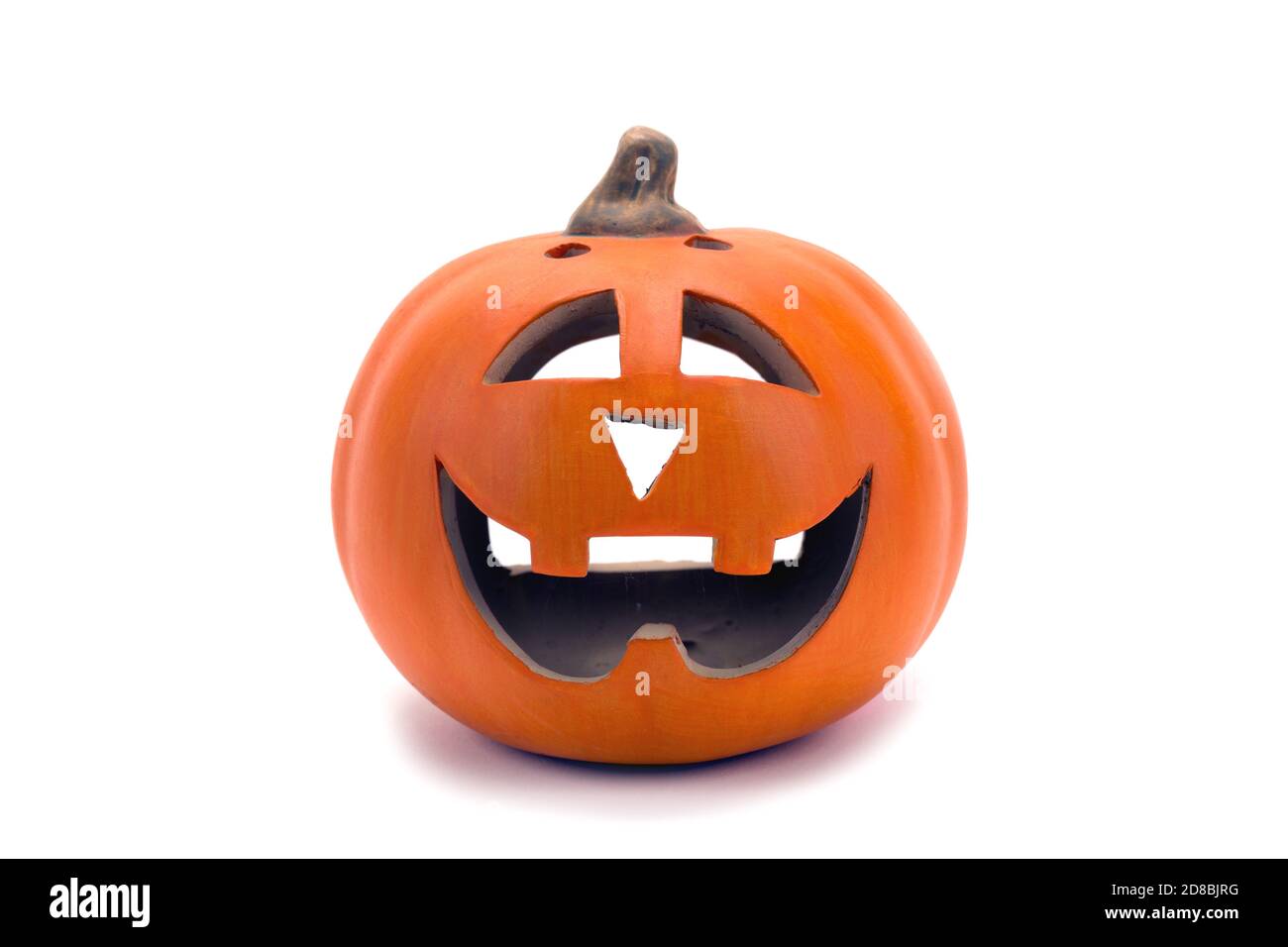 Zucca di Halloween su sfondo bianco Foto Stock