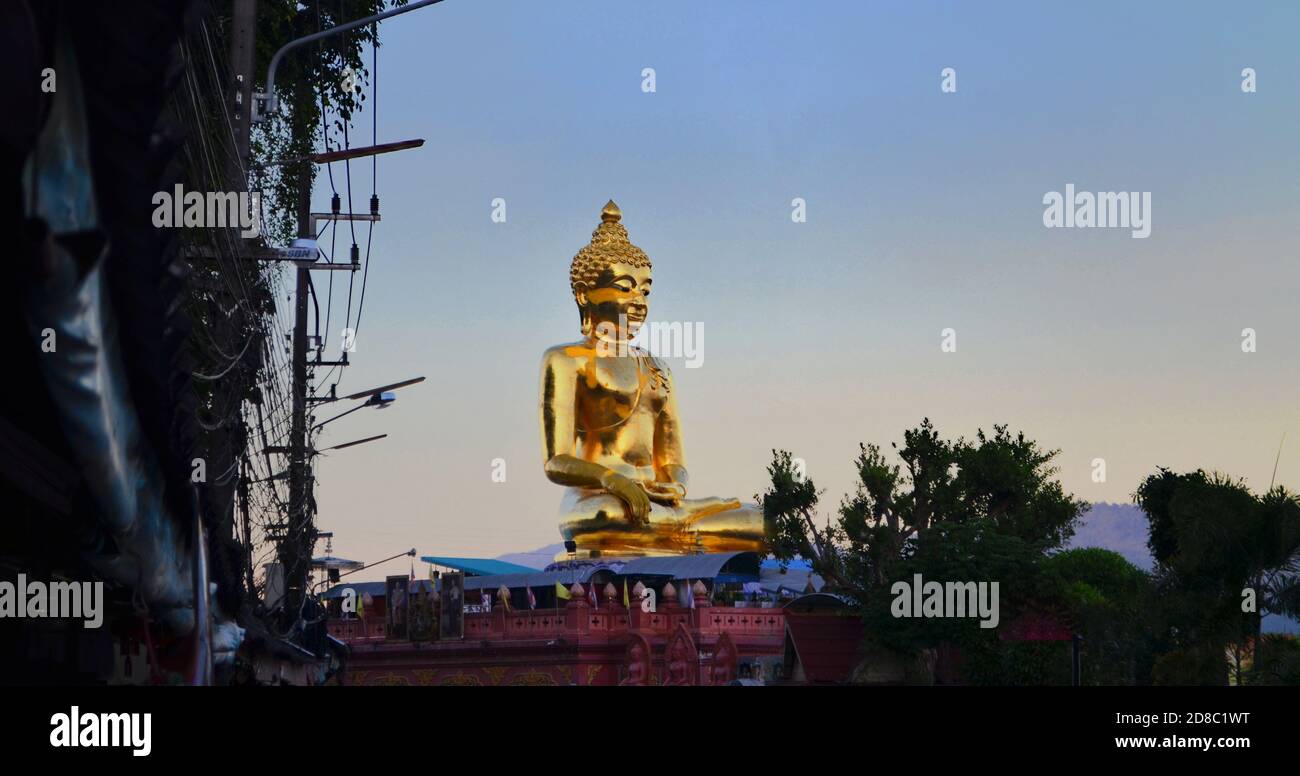 SOP Ruak, Thailandia - Grande Buddha d'oro Foto Stock