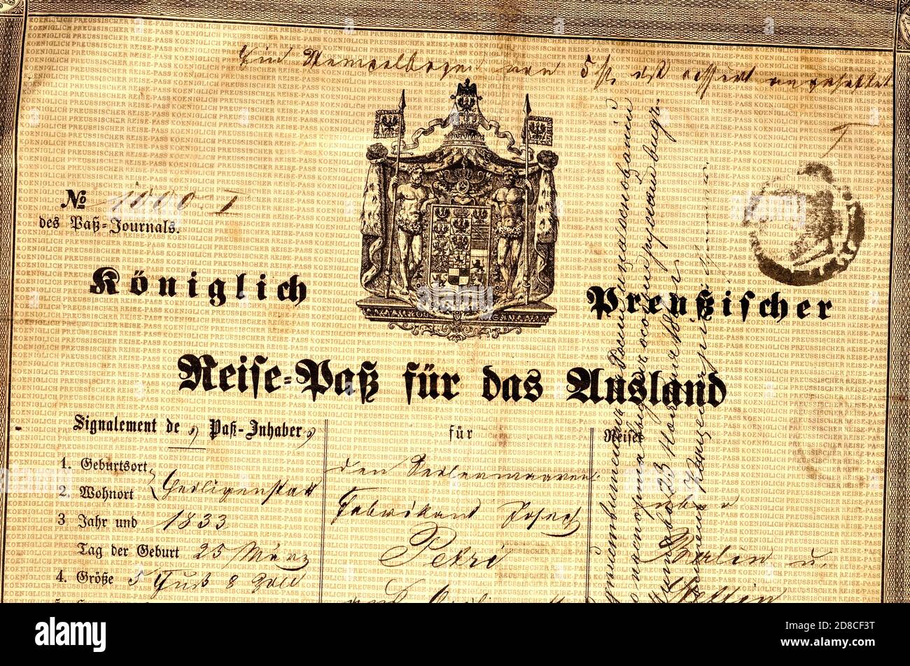 Documento tedesco: Passaporto prussiano del 1868 con scritta gotica tedesca e dettagli manoscritti Foto Stock