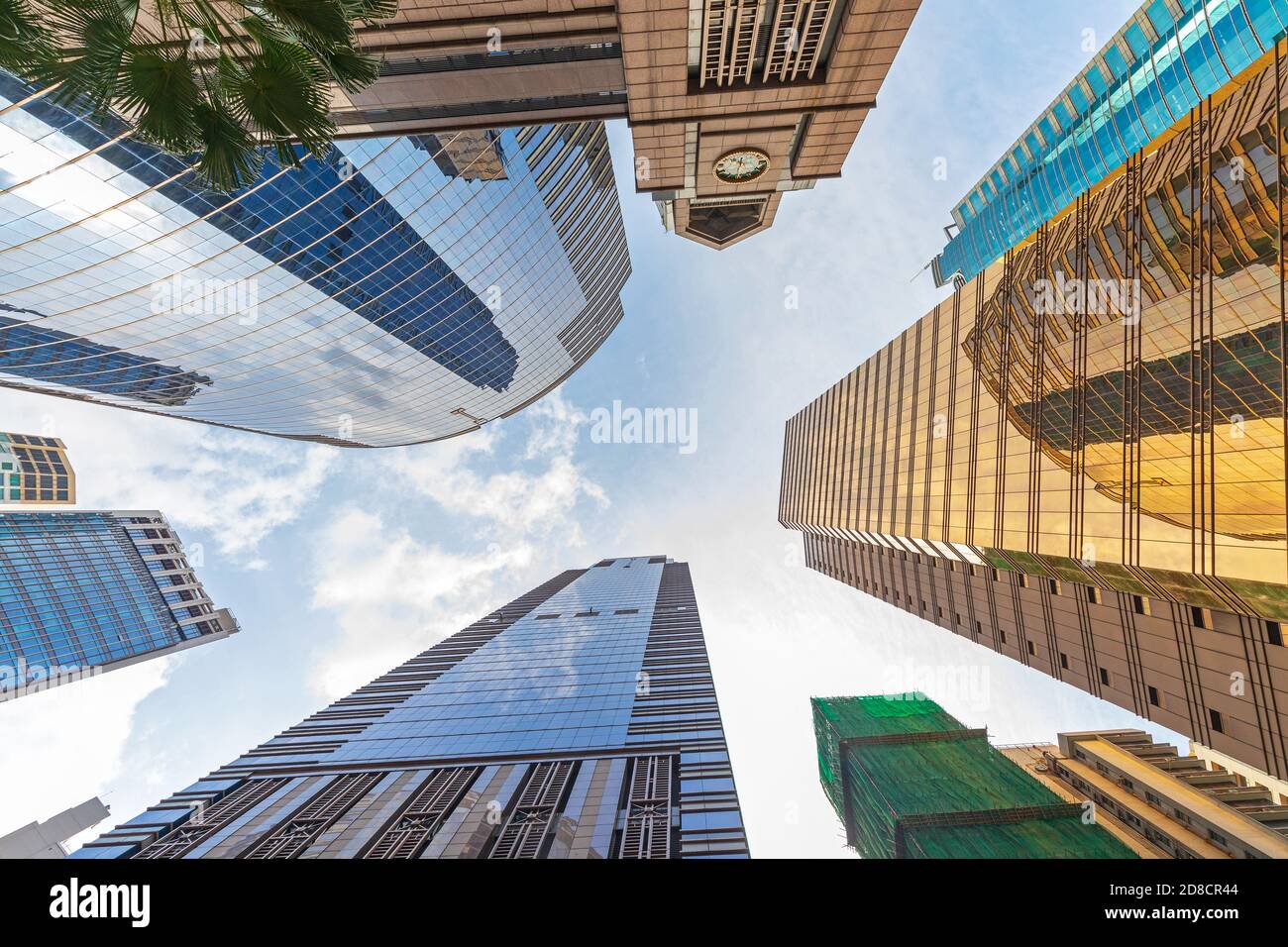 Cerca i grattacieli degli uffici a Hong Kong Foto Stock