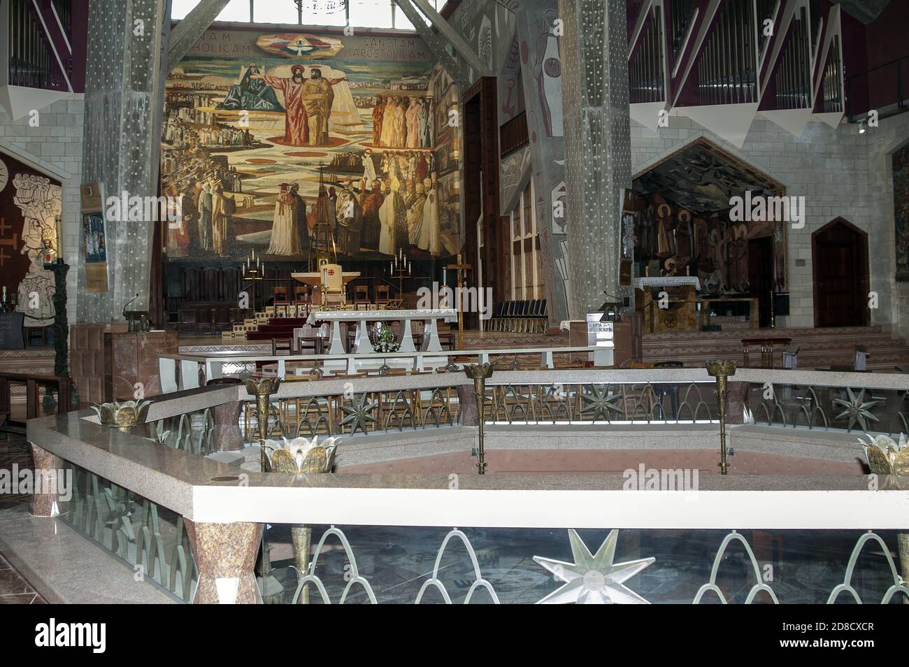 נצרת, Nazareth, الناصرة, Israele, Izrael, ישראל; Basilica dell'Annunciazione, vista interna. Basílica de la Anunciación. Verkündigungsbasilika. 圣母领报堂 Foto Stock
