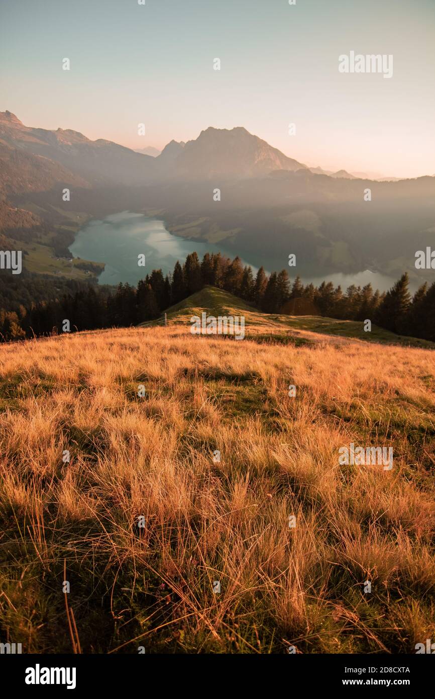 Waegitalersee, Lago in Svizzera, Tramonto in paesaggi Foto Stock
