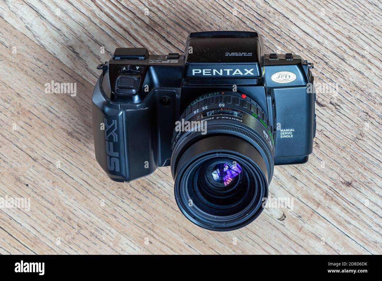 Reflex Pentax SFX classica con messa a fuoco automatica Foto Stock