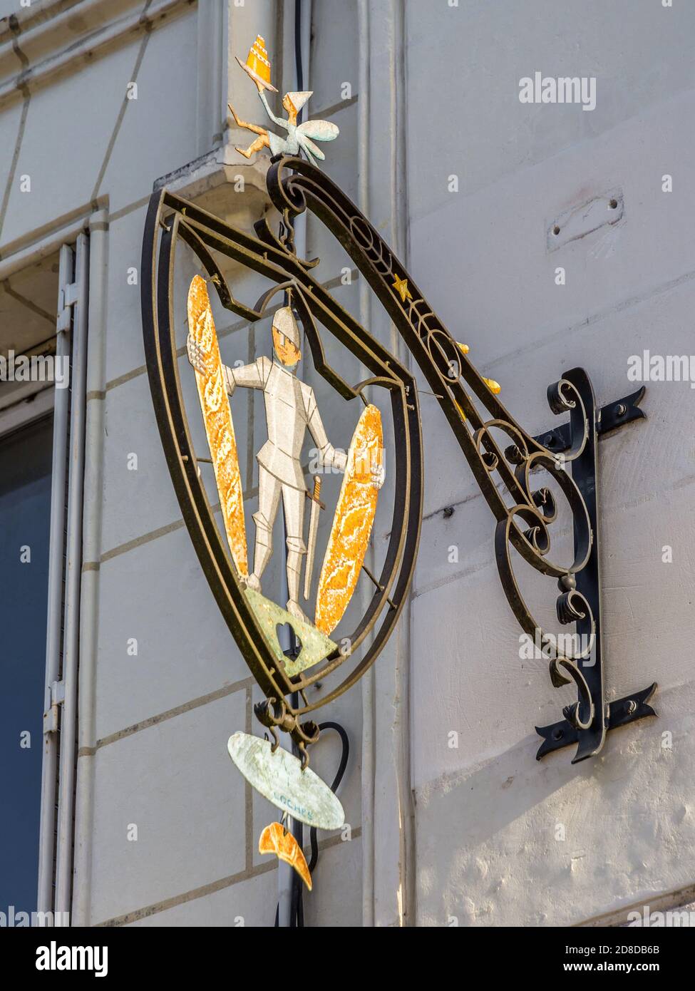 Ornato segno appeso sopra panificio a Loches, Indre-et-Loire, Francia. Foto Stock