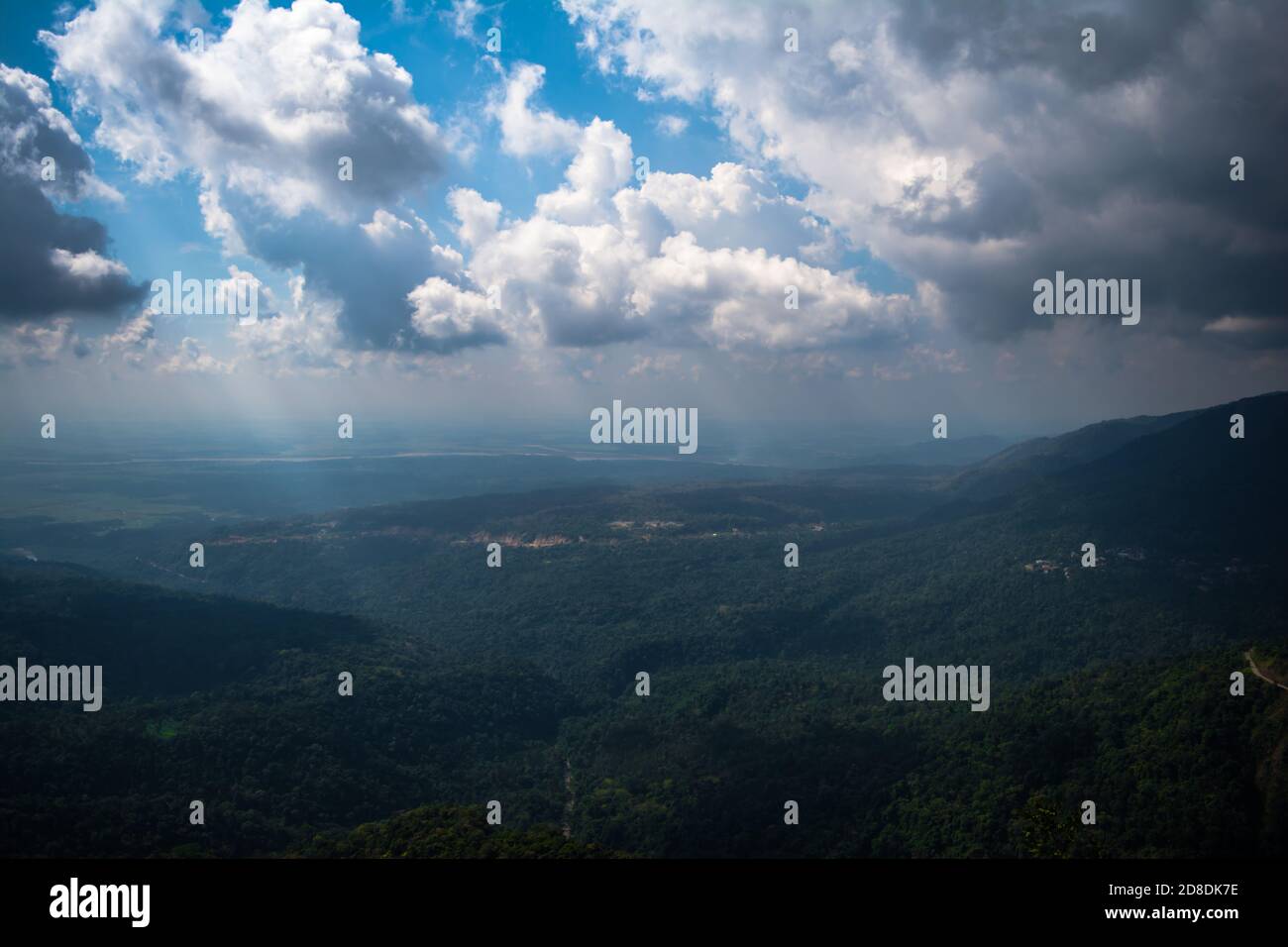 Eco Park Cherrapunji, Meghalaya. Splendida vista sui Green Canyons di Cherapunji, splendida vista sulle pianure del Bangladesh Foto Stock