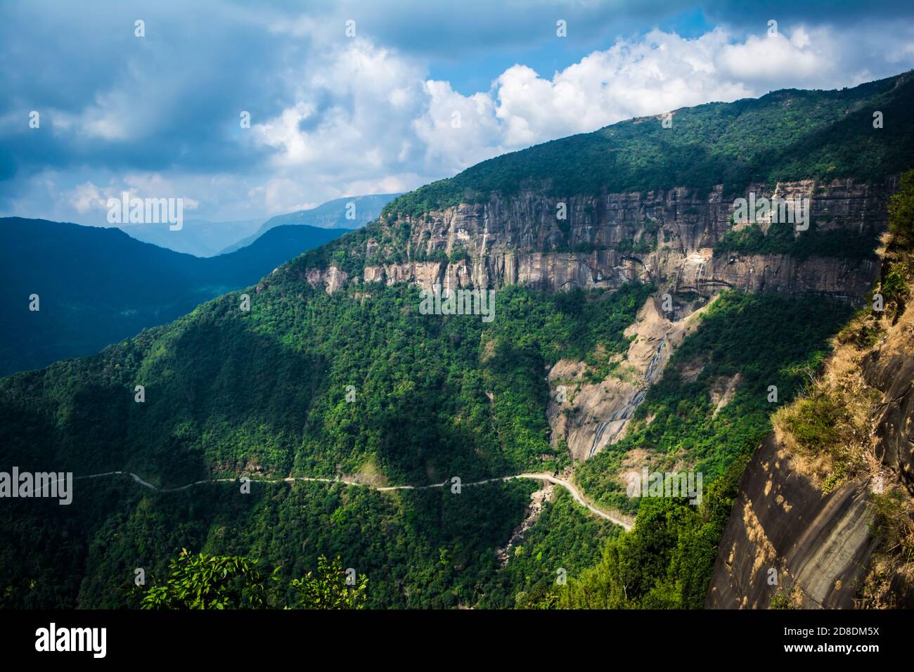 Eco Park Cherrapunji, Meghalaya. Splendida vista sui Green Canyons e le cascate Nohsngithiang di Cherapunji Meghalaya. Foto Stock