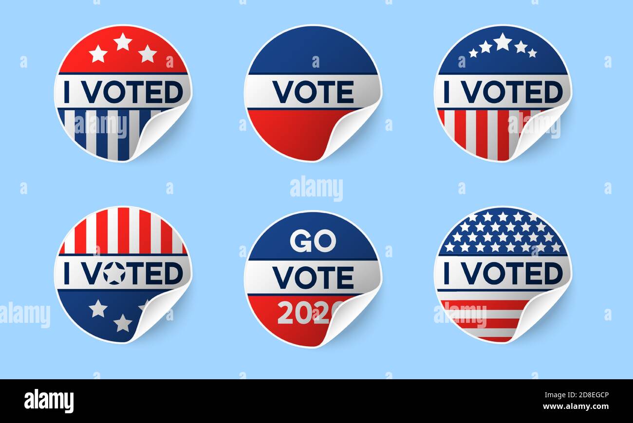 USA 2020 icone di votazione. Set di adesivi circolari realistici con ho votato una citazione in rosso e blu, stelle e strisce. Tondare le etichette delle elezioni americane con Illustrazione Vettoriale