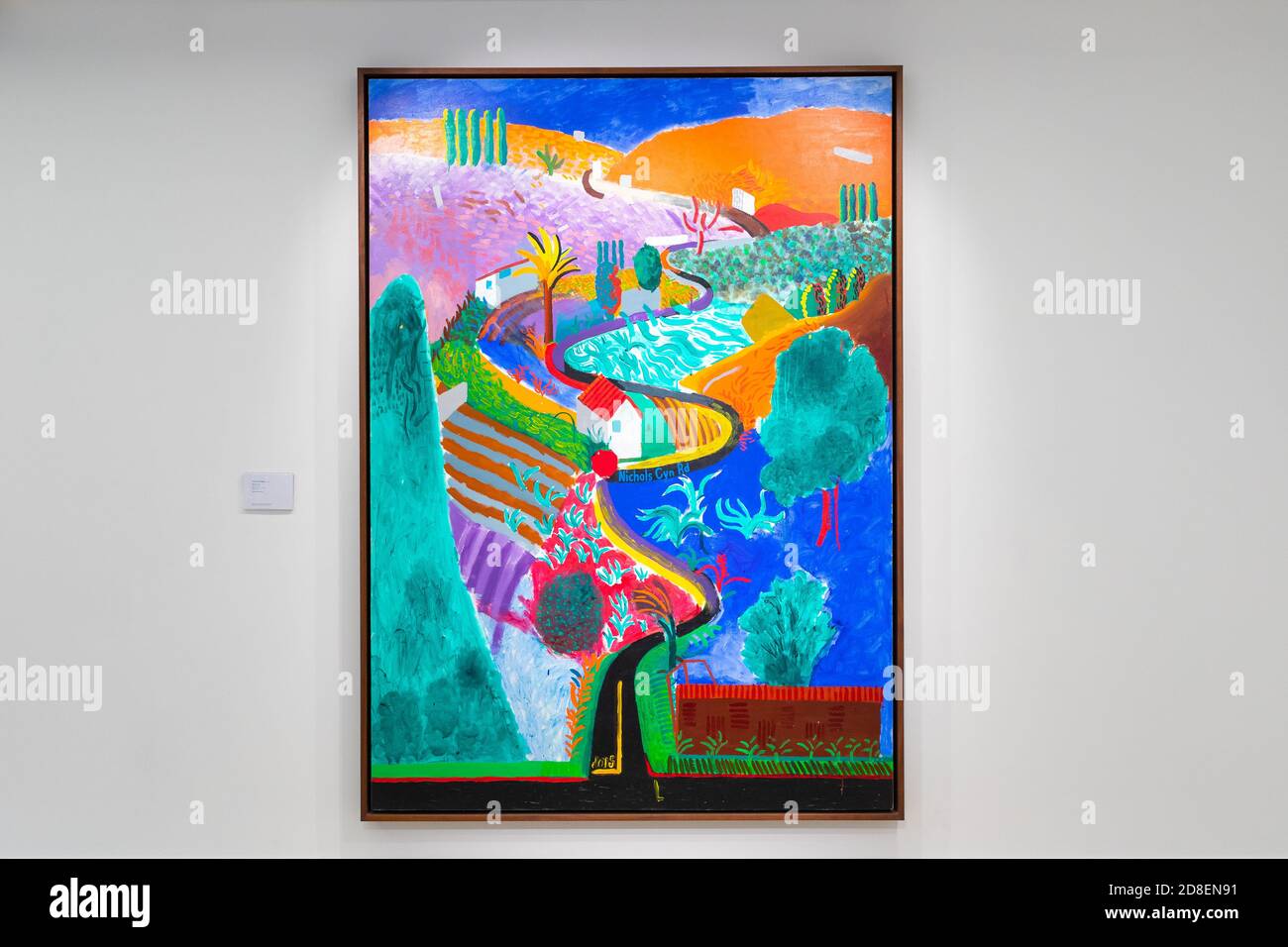 Londra, Regno Unito. 29 ottobre 2020. La pittura paesaggistica di David Hockney 'Nichols Canyon' in mostra, il paesaggio più importante mai apparso all'asta nella casa d'aste di Phillips a Berkley Square, Londra. Si stima che il paesaggio di Hockney intitolato 'Nichols Canyon' venderà per 35 milioni di dollari al 20° secolo di New York e alla vendita serale di arte contemporanea il 7 dicembre. Foto Stock