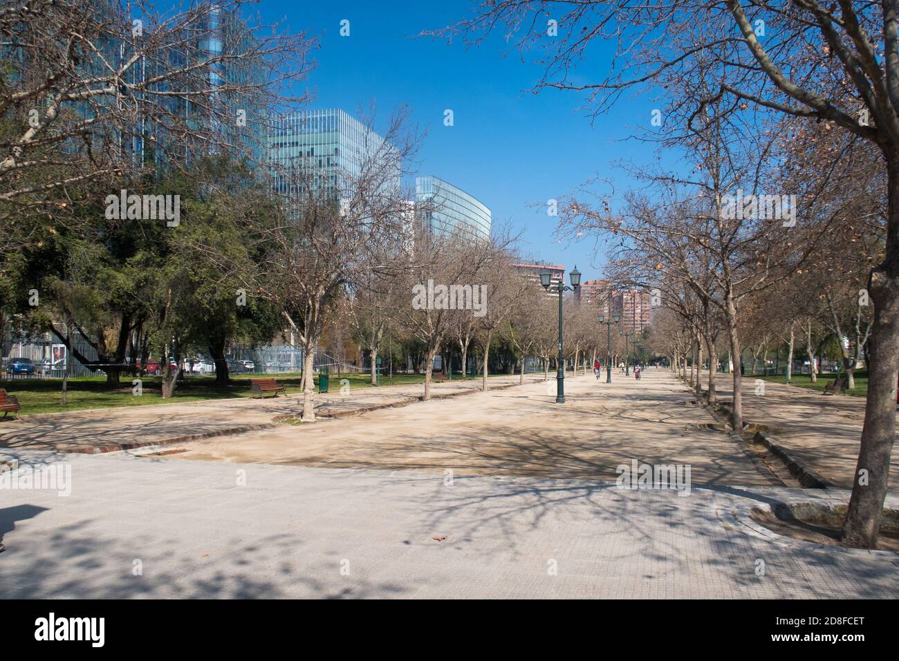 Santiago parco vicino al fiume Mapocho, Cile Foto Stock