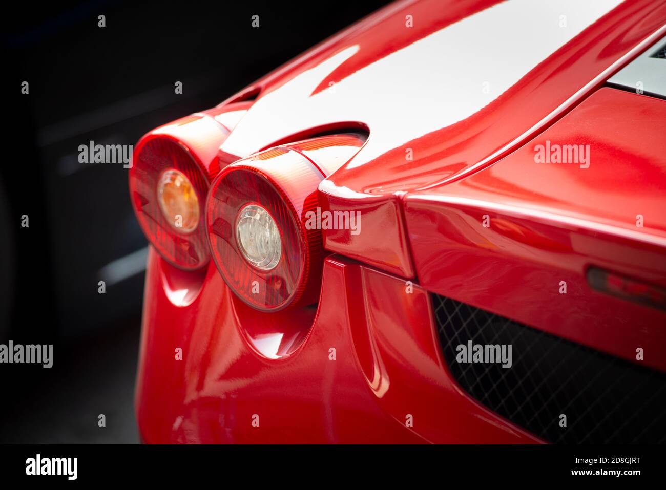 Fari posteriori Ferrari Cars Foto stock - Alamy