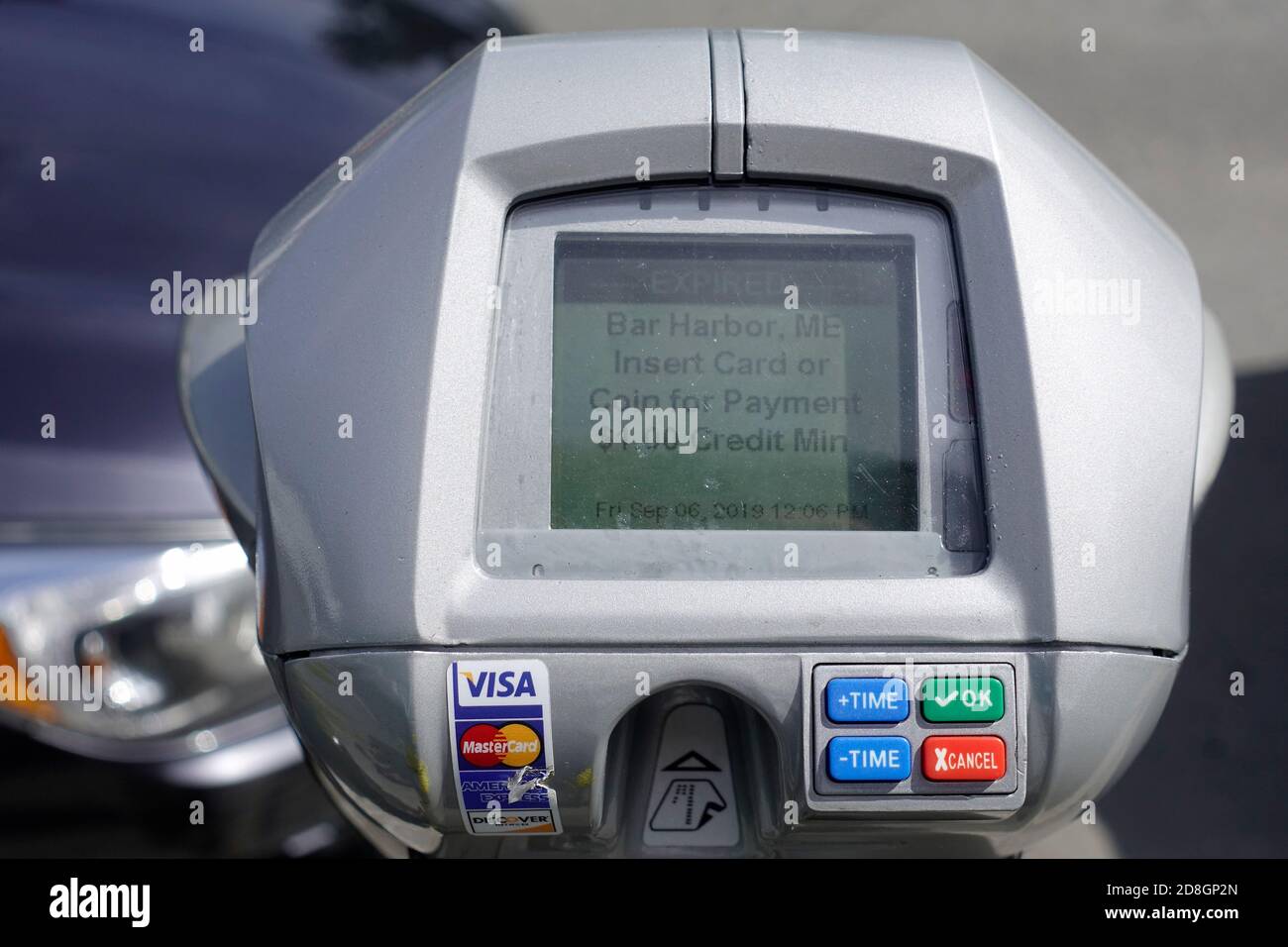 Solo carta di credito Parcheggio Vicino su Main Street Bar Porto Maine Stati Uniti Foto Stock