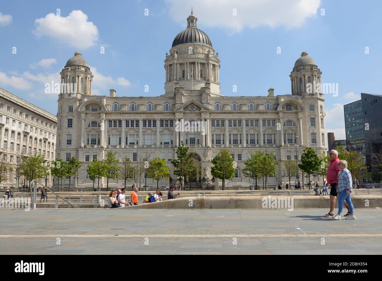 Porto di Liverpool Building, Georges Pierhead, Liverpool, Inghilterra, Regno Unito Foto Stock
