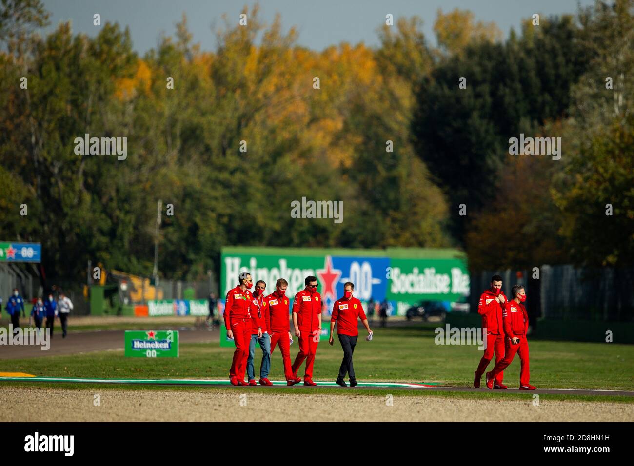 Scuola Ferrari, pista pedonale durante la Formula 1 Emirati Gran Premio dell'emilia Romagna 2020, Gran Premio dell'Emilia Romagna, dal 31 ottobre al 1 novembre 2020 sull'Autodromo Internazionale Enzo e Dino Ferrari, a Imola, Italia - Foto Joao Filipe / DPPI Credit: LM/DPPI/Joao Filipe/Alamy Live News Foto Stock