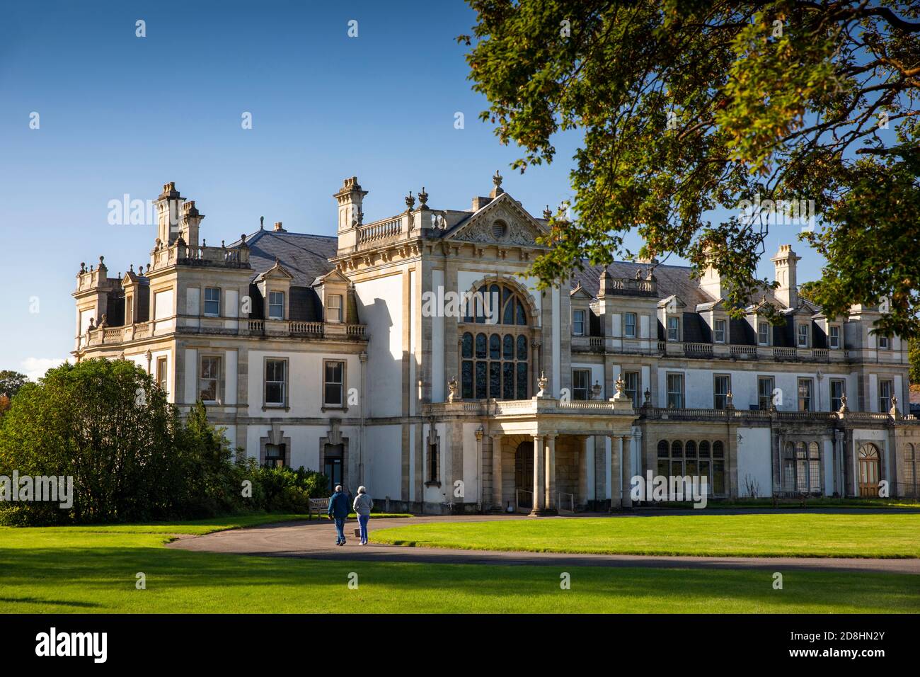 Regno Unito, Galles, Glamorgan, Barry, Dyffryn Gardens, casa principale, fronte est Foto Stock