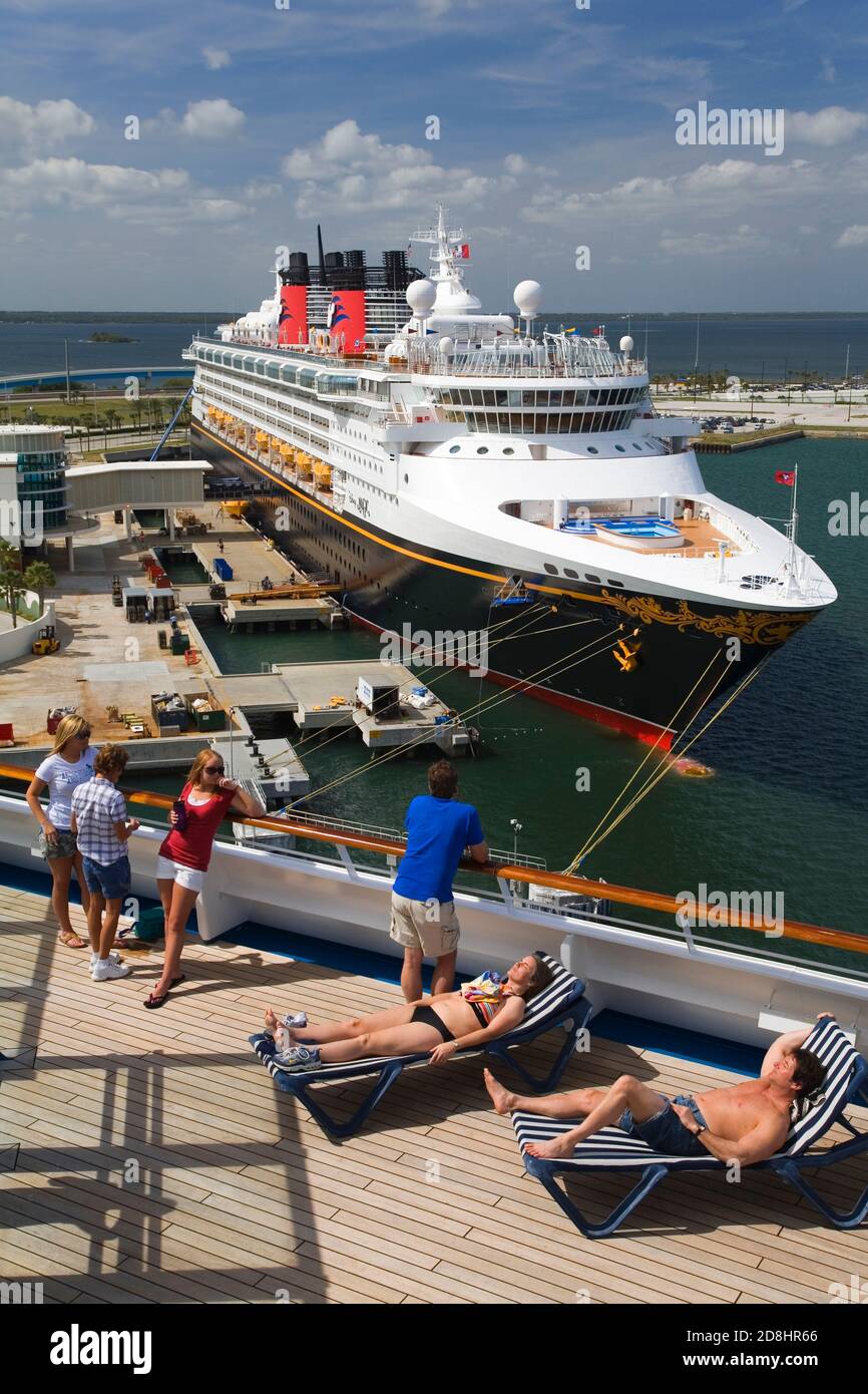 Disney Cruise Ship, Port Canaveral, Florida, Stati Uniti d'America Foto Stock