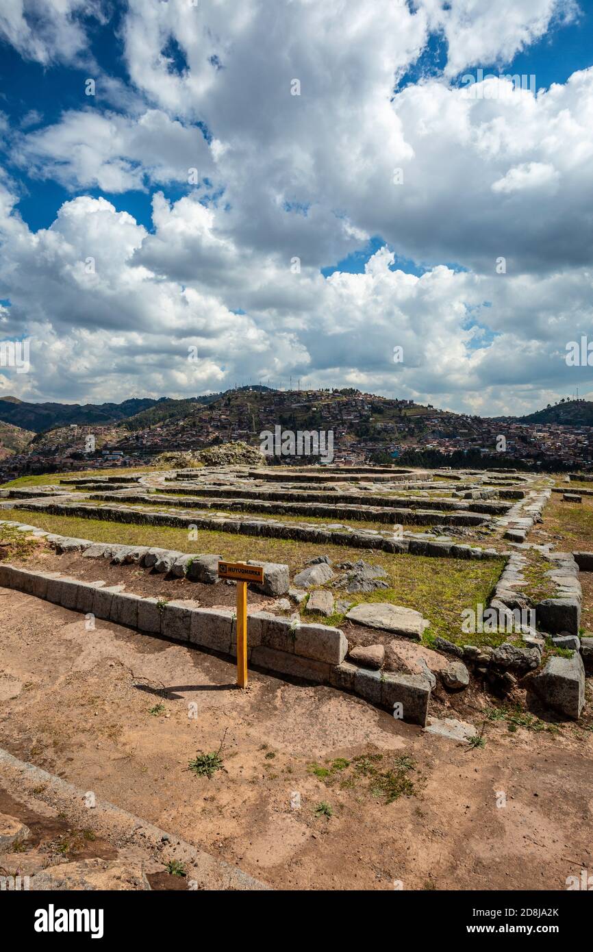 Muyuqmarka (Cusco Sundial/Eye of the Jaguar), fortezza Inca di Sacsayhuaman, Cusco, Perù Foto Stock