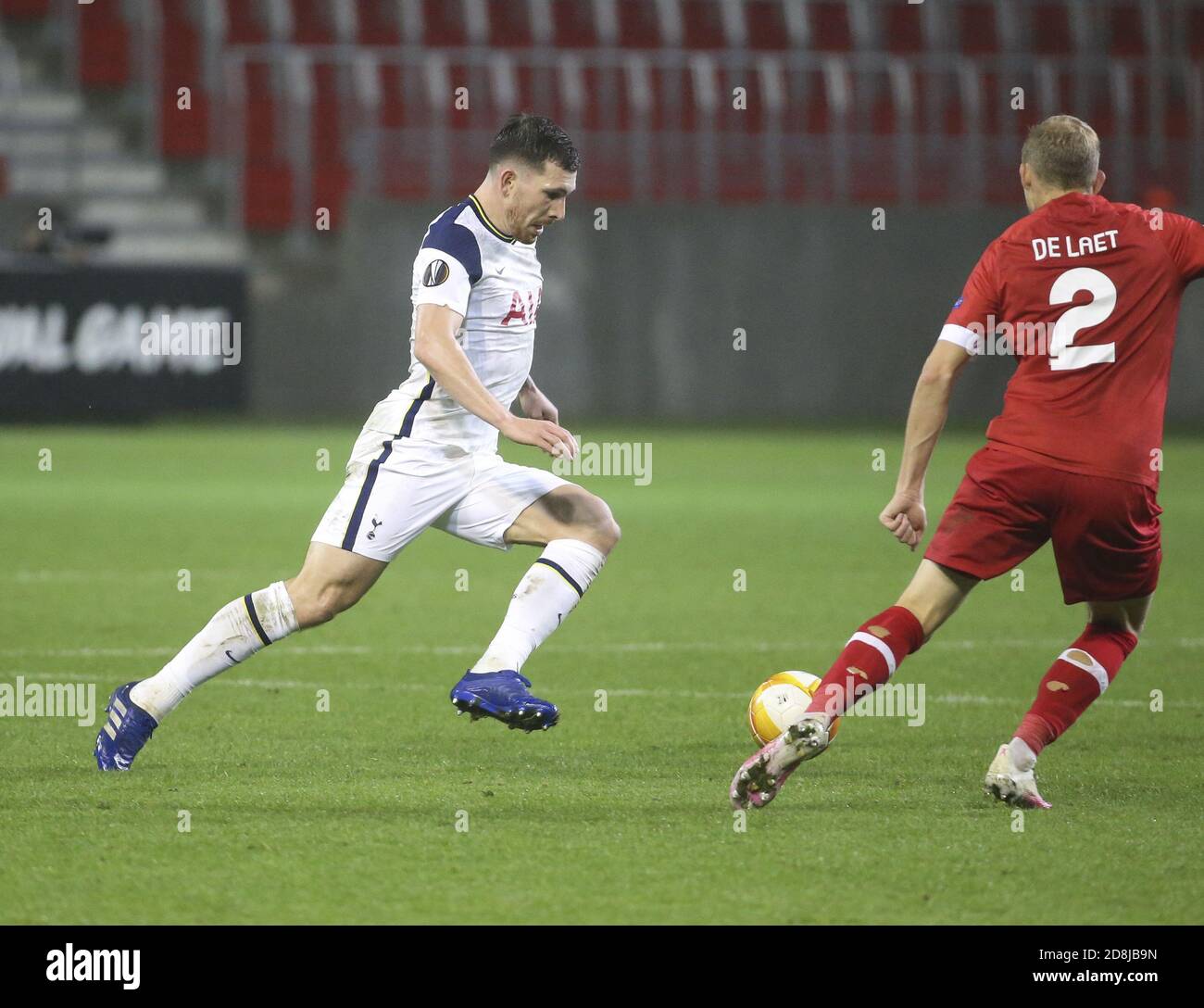 Pierre-Emile Hojbjerg di Tottenham durante la UEFA Europa League, Group Stage, Gruppo J partita di calcio tra Royal Antwerp e Tottenham Hotspur su C. Foto Stock