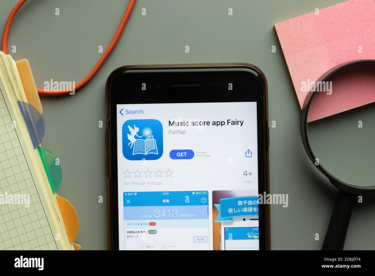 New York, USA - 26 ottobre 2020: Music score Fairy mobile app logo on phone screen close up, editoriale illustrativo Foto Stock