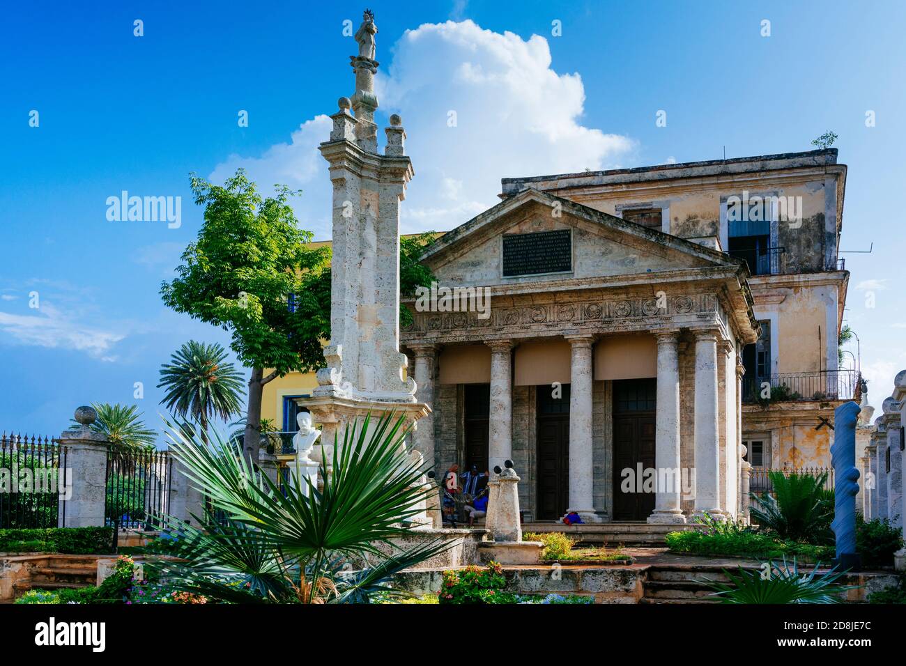 El Templete. Costruito nel 1827, El Templete commemora il luogo della prima messa e comune di San Cristóbal de la Habana celebrato lo scorso novembre Foto Stock