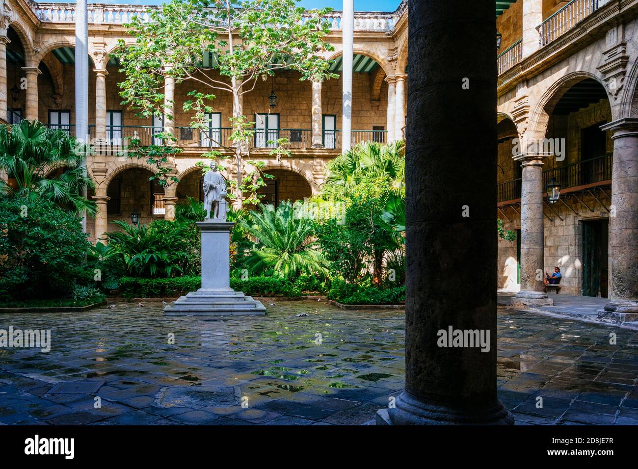 Cortile. Palacio de los Capitanes Generales, Casa de gobierno - Palazzo dei Capi generali, Palazzo del Governo. Plaza de Armas. La Habana - la HAV Foto Stock