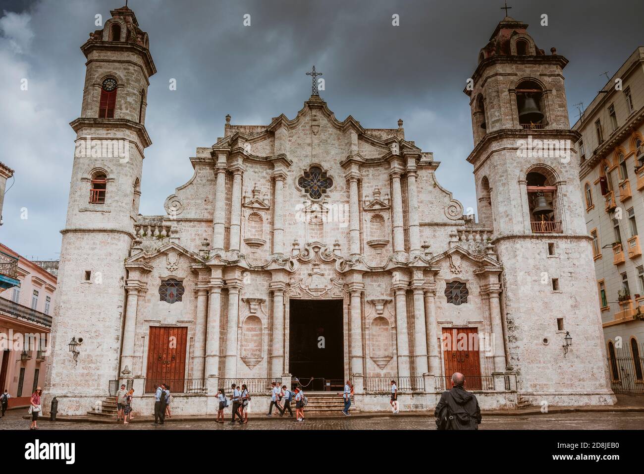 La Cattedrale di l'Avana, Catedral de San Cristobal, si trova in Plaza de la Catedral su Calle Empedrado, tra San Ignacio y Mercaderes, l'Avana Vecchia. Foto Stock