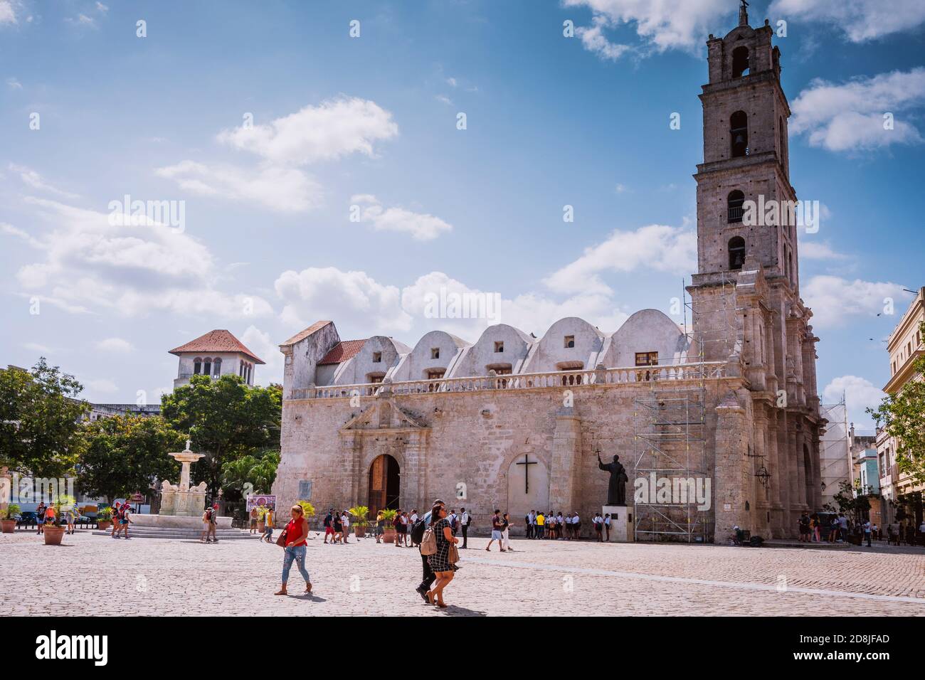 Iglesia de San Francisco - Chiesa di San Francisco. Davanti alla Chiesa dei Francescani, oggi Sala Concerti e Museo di Arte Sacra l'Avana, Cuba, latino Am Foto Stock