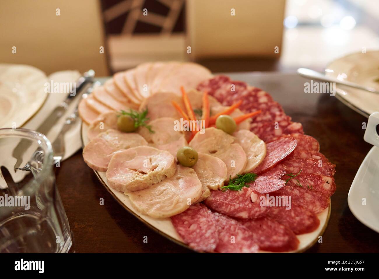 Le carni del pranzo sono precotte o curate che sono affettate e servito freddo o caldo Foto Stock