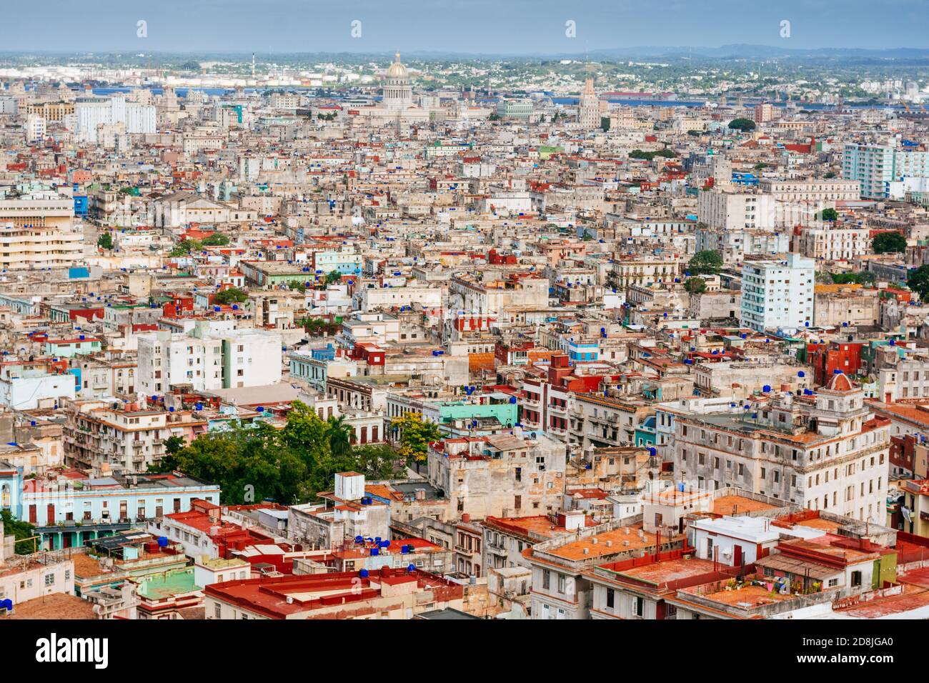 Veduta aerea di la Habana - la Havana, sullo sfondo il capitolio. Cuba, America Latina e Caraibi Foto Stock
