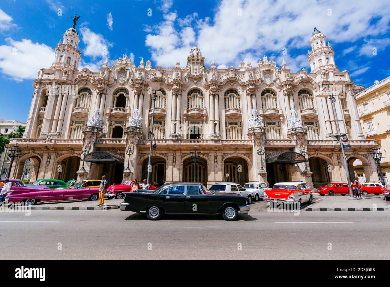 Il Grande Teatro dell'Avana "Alicia Alonso", sede del Balletto Nazionale di Cuba, è una delle principali istituzioni culturali del cittadino cubano Foto Stock