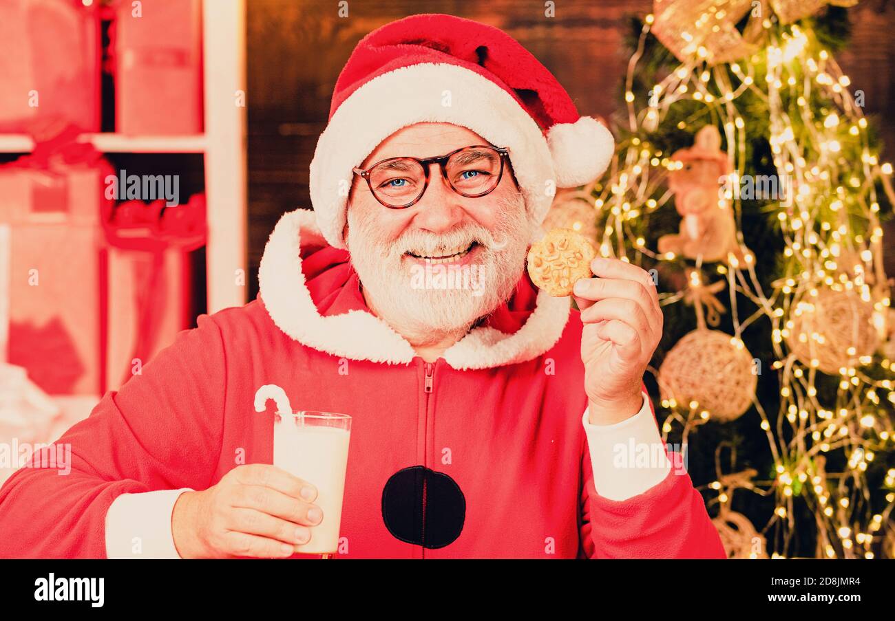 Felpe a tema 'babbo natale' da acquistare online Felpe a tema 'babbo natale' da acquistare online