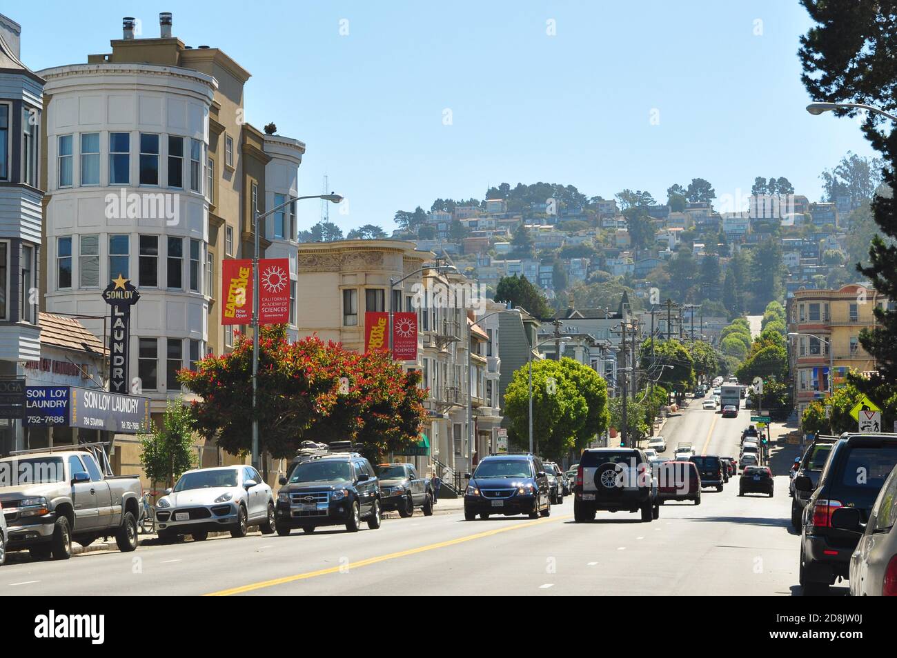 Vista di una strada nel centro di San Francisco, California Foto Stock