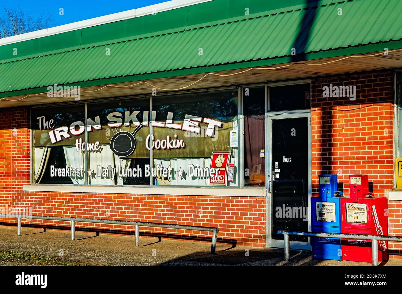 Il ristorante Iron Skillet e' raffigurato, il 29 Ottobre 2020, a Citronelle, Alabama. Il ristorante è specializzato in cucina del Sud. Foto Stock